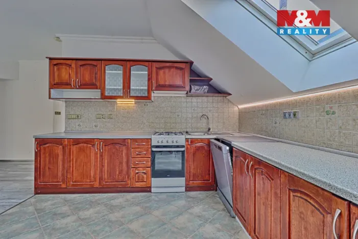 Pronájem bytu 2+kk, Čáslav - Čáslav-Staré Město, nám. Jana Žižky z Trocnova, 65 m2