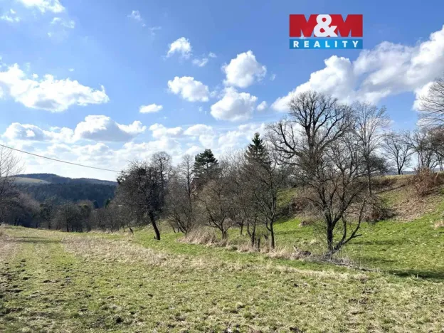 Prodej zahrady, Zlín - Kudlov, 8864 m2