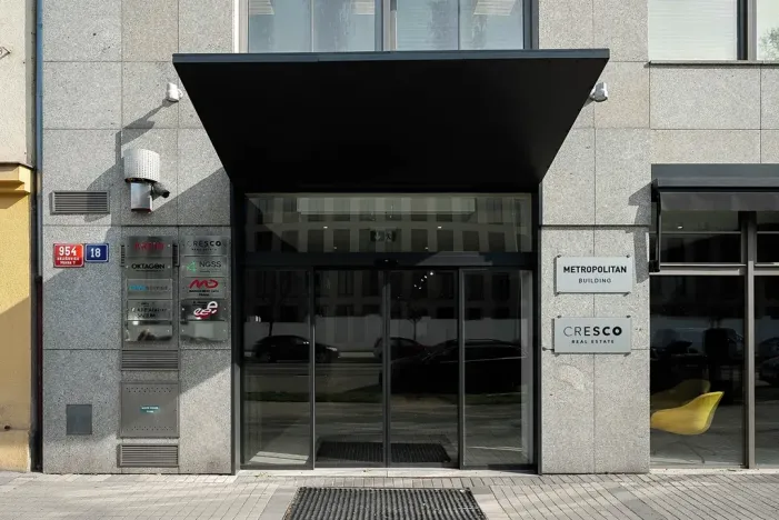 Pronájem kanceláře, Praha - Holešovice, U Uranie, 500 m2