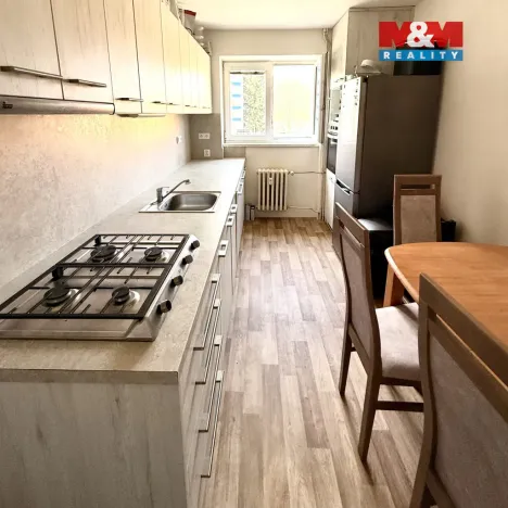 Prodej bytu 2+1, Frenštát pod Radhoštěm, Školská čtvrť, 64 m2