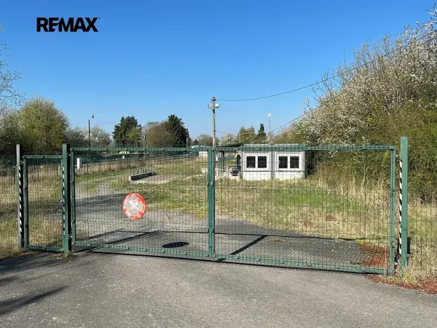 Prodej komerčního pozemku, Stochov, 6120 m2