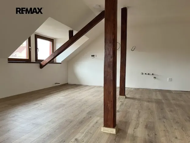 Prodej bytu 4+kk, Kladno, Poštovní náměstí, 123 m2