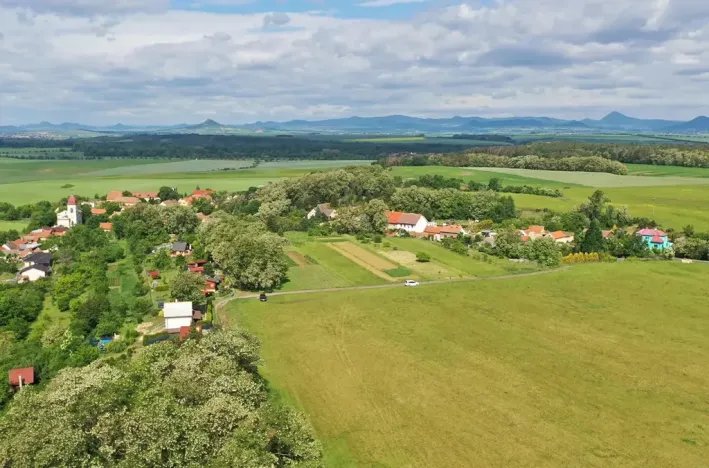 Prodej pole, Budyně nad Ohří, 14440 m2