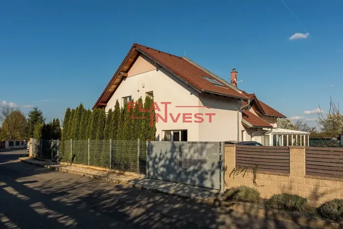 Prodej rodinného domu, Řitka, Oblouková, 243 m2