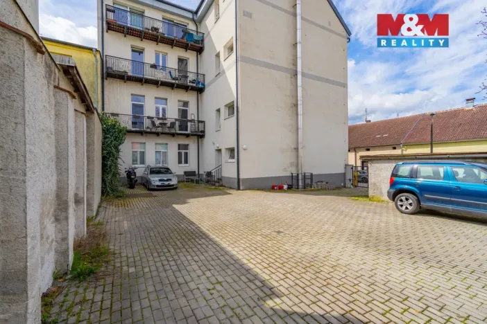 Prodej bytu 3+1, České Budějovice - České Budějovice 6, K. V. Raise, 71 m2