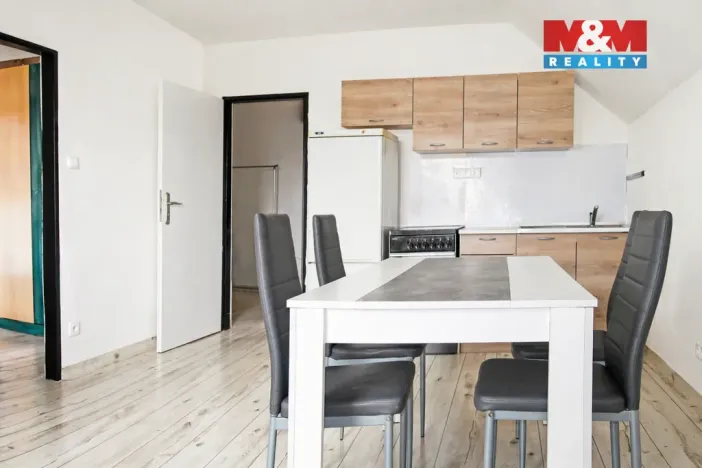 Pronájem bytu 2+kk, Karlovy Vary, Plzeňská, 40 m2