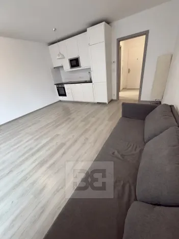 Pronájem bytu 1+kk, Praha - Stodůlky, Toufarova, 33 m2