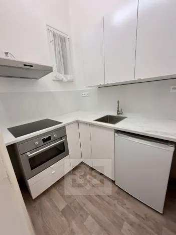 Pronájem bytu 3+1, Praha - Holešovice, U smaltovny, 104 m2