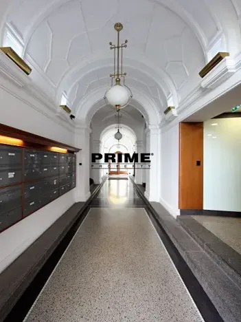 Pronájem kanceláře, Praha - Nové Město, Lazarská, 110 m2