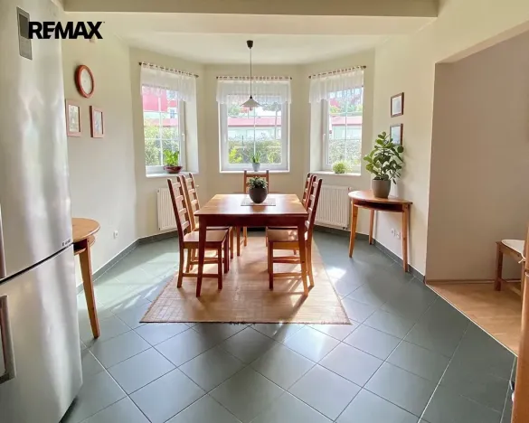 Pronájem bytu 4+1, Vestec, Ve Stromkách, 123 m2