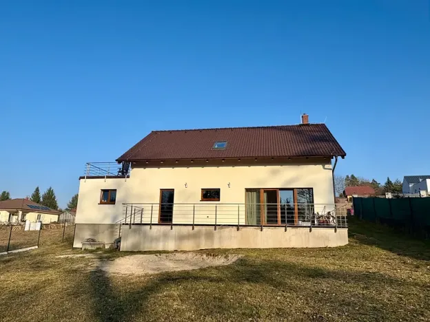 Prodej rodinného domu, Stříbrná Skalice, osada Na Hradcích, 158 m2