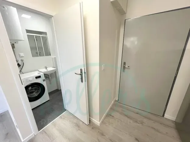 Pronájem bytu 1+kk, Hostivice, Čsl. armády, 25 m2