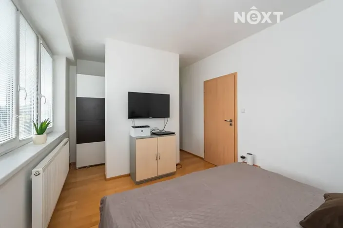 Pronájem bytu 3+kk, Brno, Sochorova, 87 m2