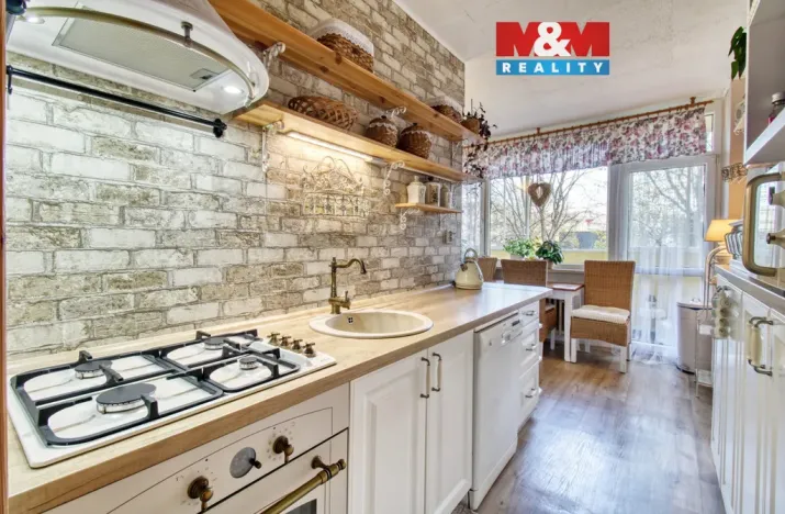 Prodej bytu 2+1, Litvínov - Horní Litvínov, Mostecká, 63 m2