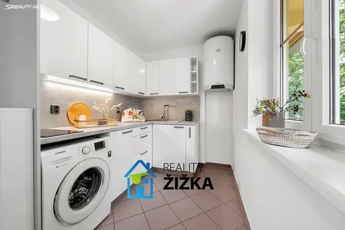 Pronájem bytu 1+1, Brno, Gallašova, 30 m2