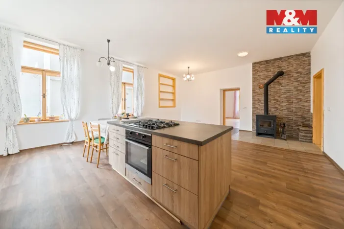 Prodej bytu 3+kk, Nová Bystřice, Švermova, 102 m2