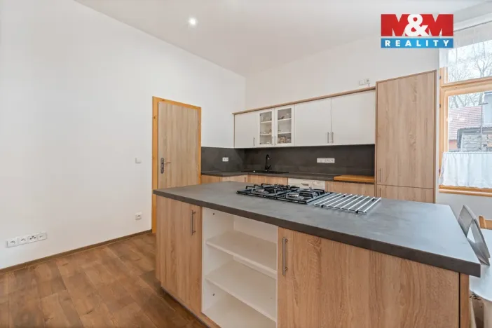 Prodej bytu 3+kk, Nová Bystřice, Švermova, 102 m2
