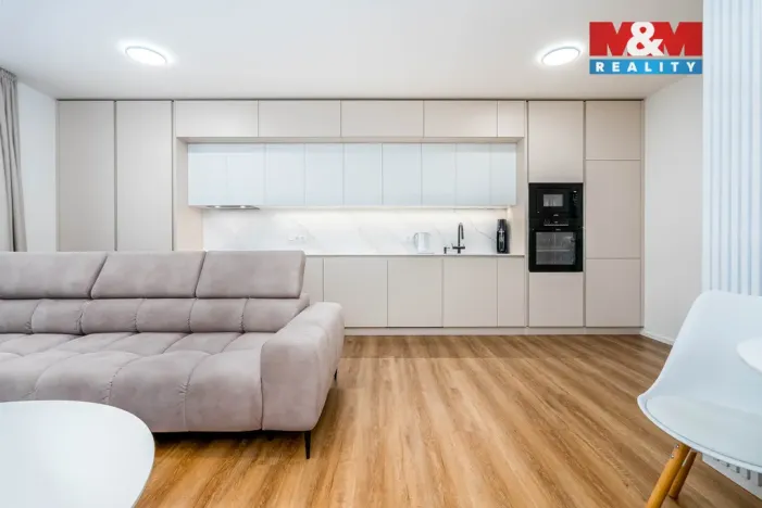 Prodej bytu 3+kk, Hradec Králové - Pražské Předměstí, Bohuslava Martinů, 85 m2