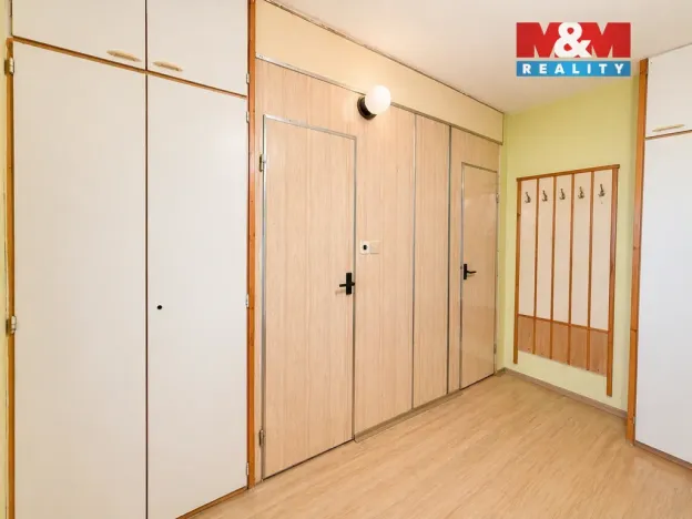 Prodej bytu 3+1, Budyně nad Ohří, Poplužní, 67 m2