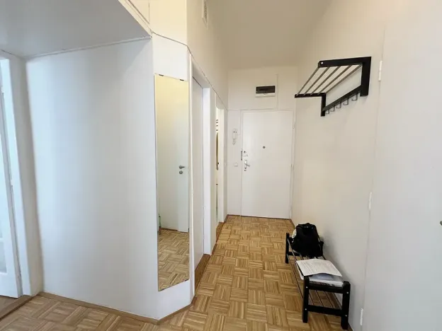 Pronájem bytu 2+kk, Praha - Vinohrady, Velehradská, 59 m2