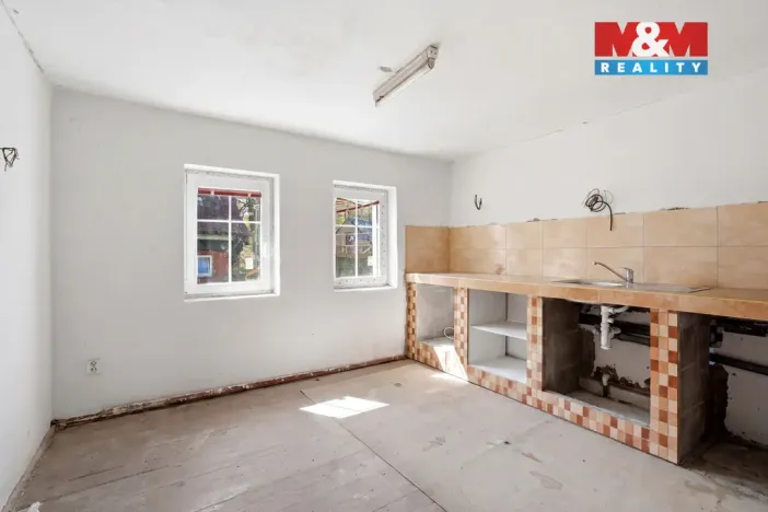 Prodej rodinného domu, Mikulášovice, 180 m2