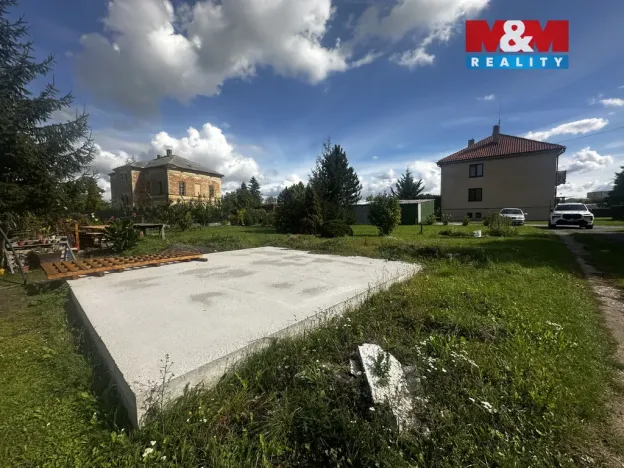 Prodej bytu 3+kk, Dvory, 95 m2