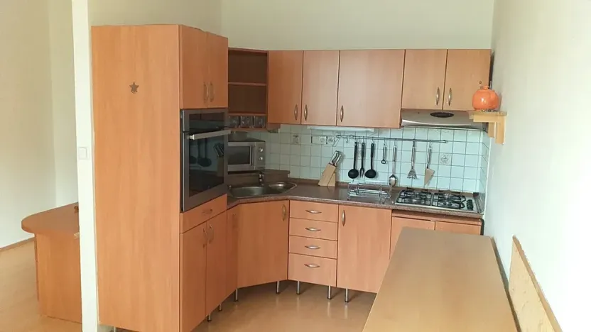 Prodej bytu 1+kk, Uherské Hradiště, Rostislavova, 40 m2