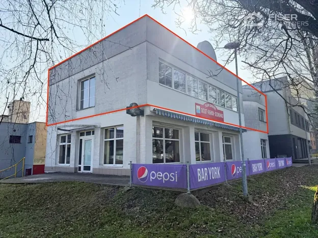 Pronájem kanceláře, Valašské Meziříčí, Vsetínská, 154 m2