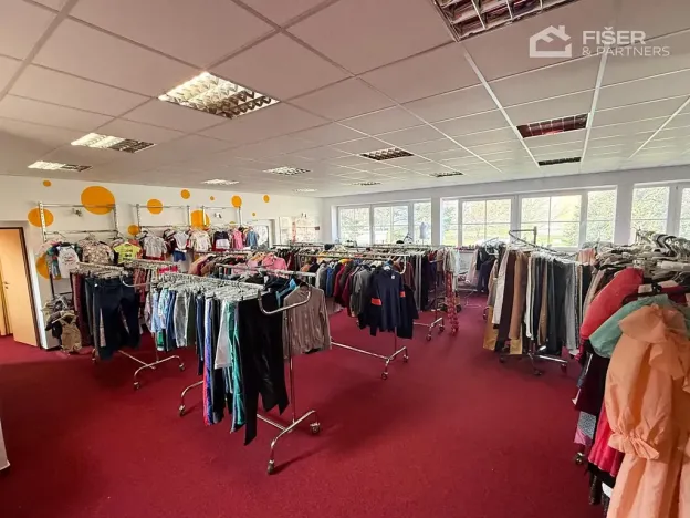 Pronájem kanceláře, Valašské Meziříčí, Vsetínská, 154 m2