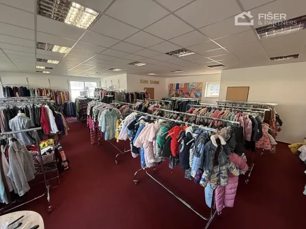 Pronájem kanceláře, Valašské Meziříčí, Vsetínská, 154 m2