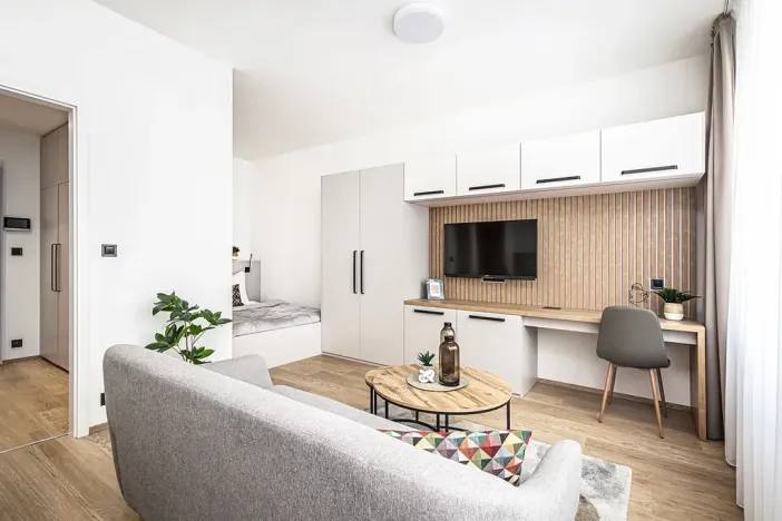 Pronájem bytu 1+kk, Praha - Karlín, Pobřežní, 31 m2