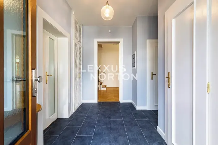 Pronájem rodinného domu, Praha - Nebušice, Malý dvůr, 250 m2