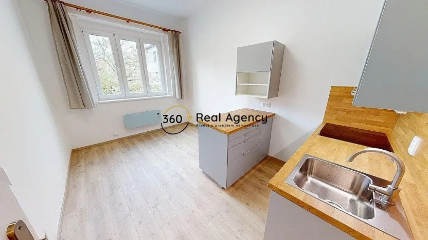 Pronájem bytu 2+kk, Praha - Nusle, V zálomu, 46 m2