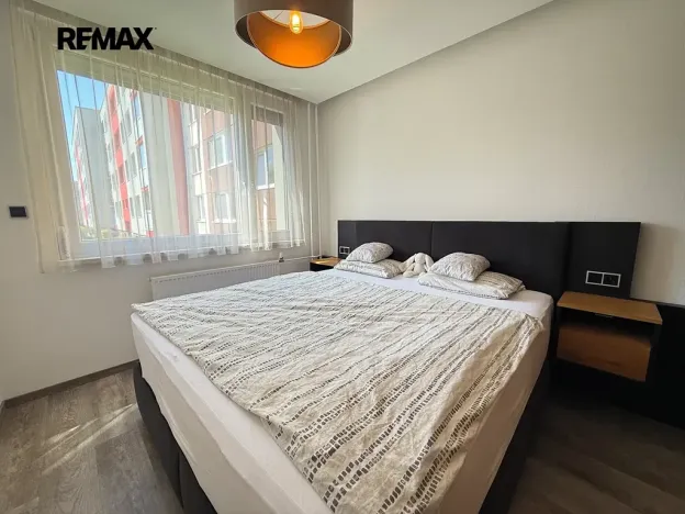 Pronájem bytu 4+1, Praha - Miškovice, Na Kačence, 81 m2