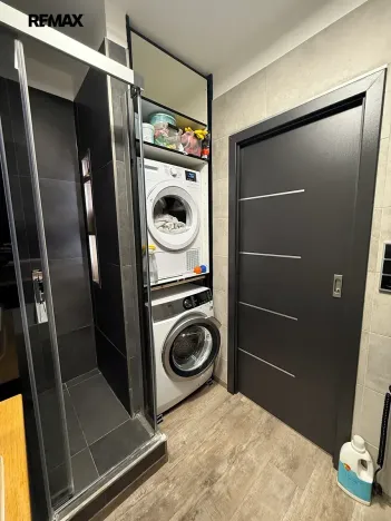 Pronájem bytu 4+1, Praha - Miškovice, Na Kačence, 81 m2