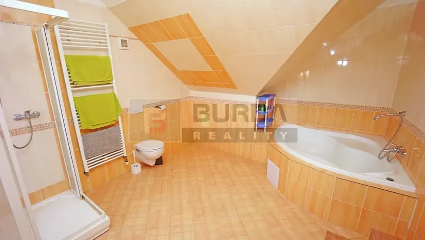 Pronájem bytu 2+kk, Neratovice, 60 m2