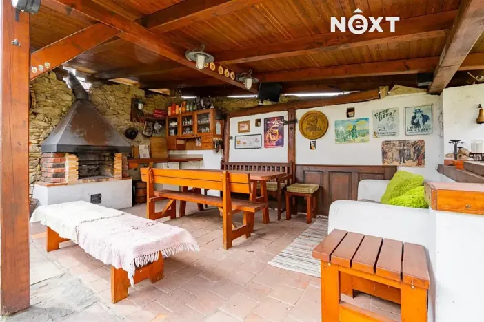 Prodej rodinného domu, Chrášťany, 560 m2