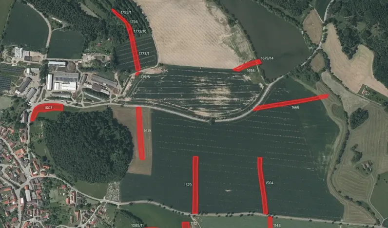 Prodej pole, Brloh, 126772 m2