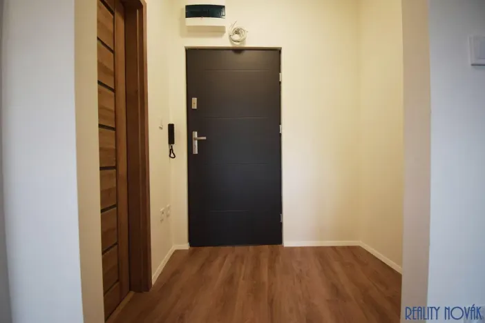 Pronájem bytu 3+kk, Ústí nad Labem - Krásné Březno, Drážďanská, 72 m2