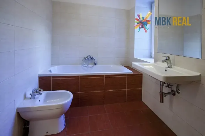 Pronájem kanceláře, Brno, Jakubské náměstí, 71 m2