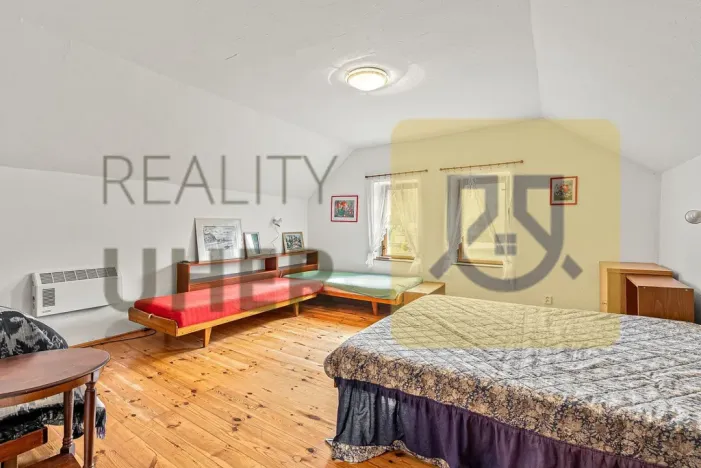 Prodej rodinného domu, Lhotka, 184 m2