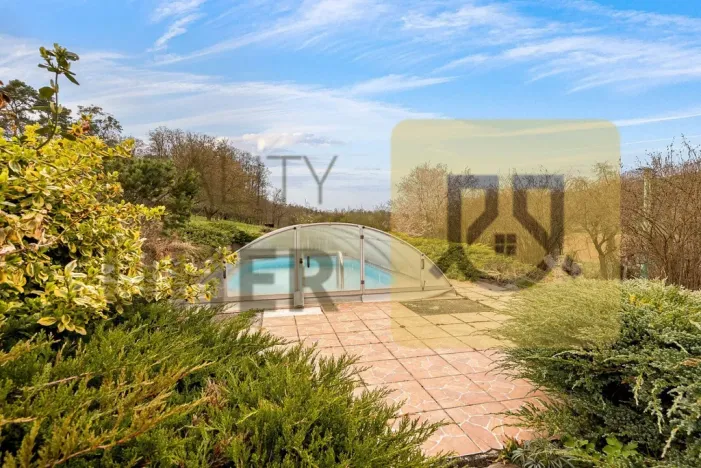 Prodej rodinného domu, Lhotka, 184 m2