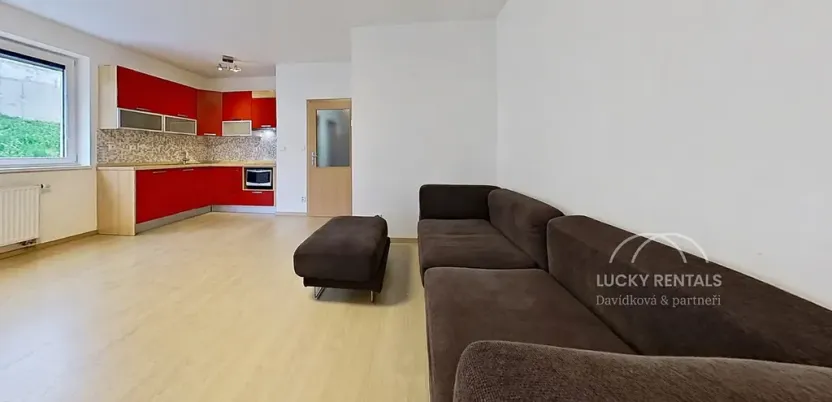 Pronájem bytu 1+kk, Praha - Libeň, Budilova, 41 m2