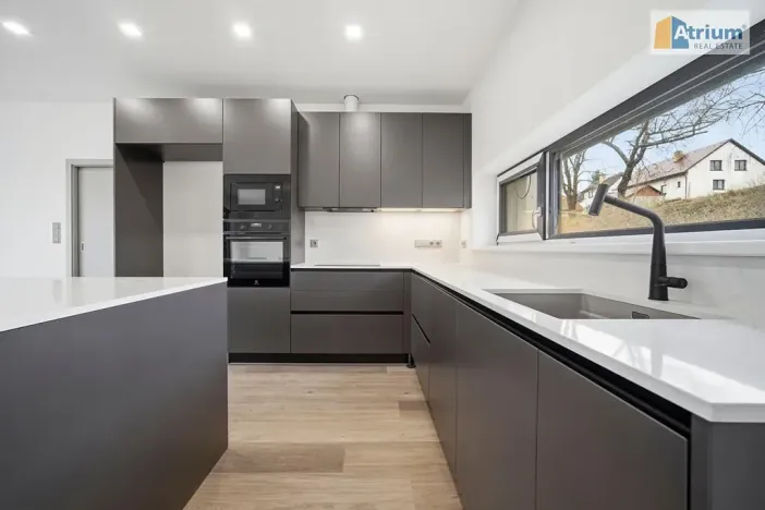 Prodej rodinného domu, Kácov, 194 m2