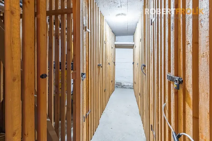 Pronájem bytu 2+kk, Praha - Dejvice, Velvarská, 40 m2