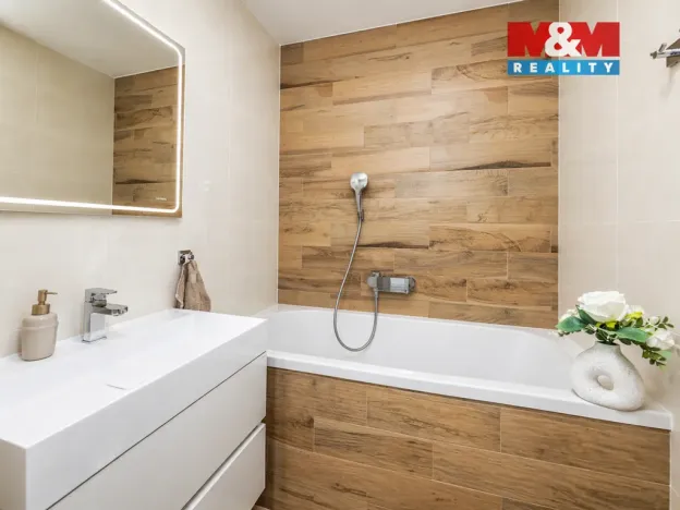 Pronájem bytu 2+1, Praha - Strašnice, Sečská, 51 m2