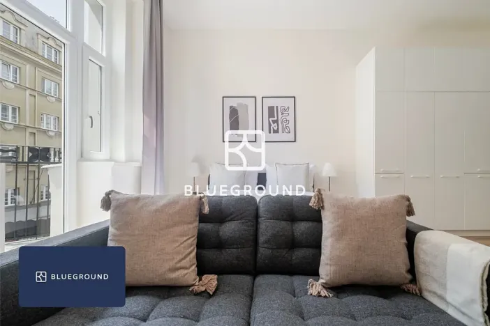 Pronájem bytu 1+kk, Praha - Bubeneč, Veletržní, 37 m2