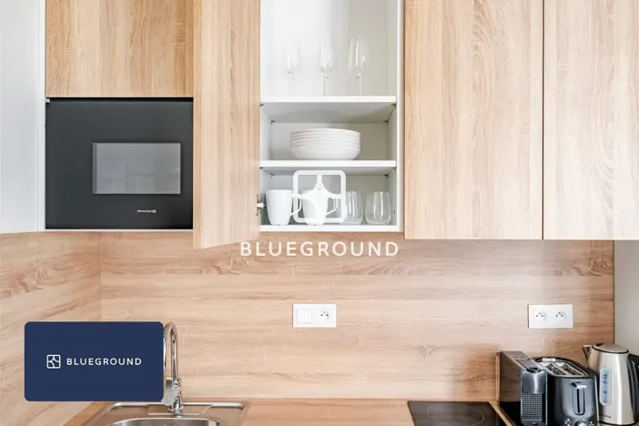 Pronájem bytu 1+kk, Praha - Bubeneč, Veletržní, 28 m2