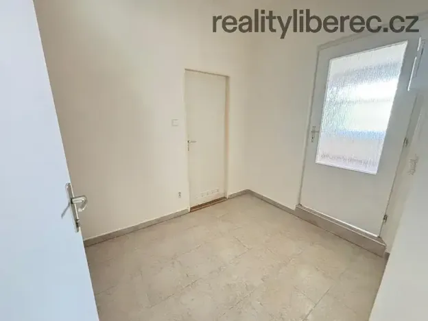 Pronájem bytu 1+kk, Liberec, Kollárova, 36 m2