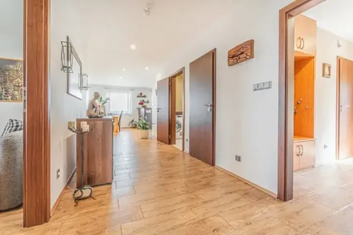 Prodej rodinného domu, Cvrčovice, 168 m2